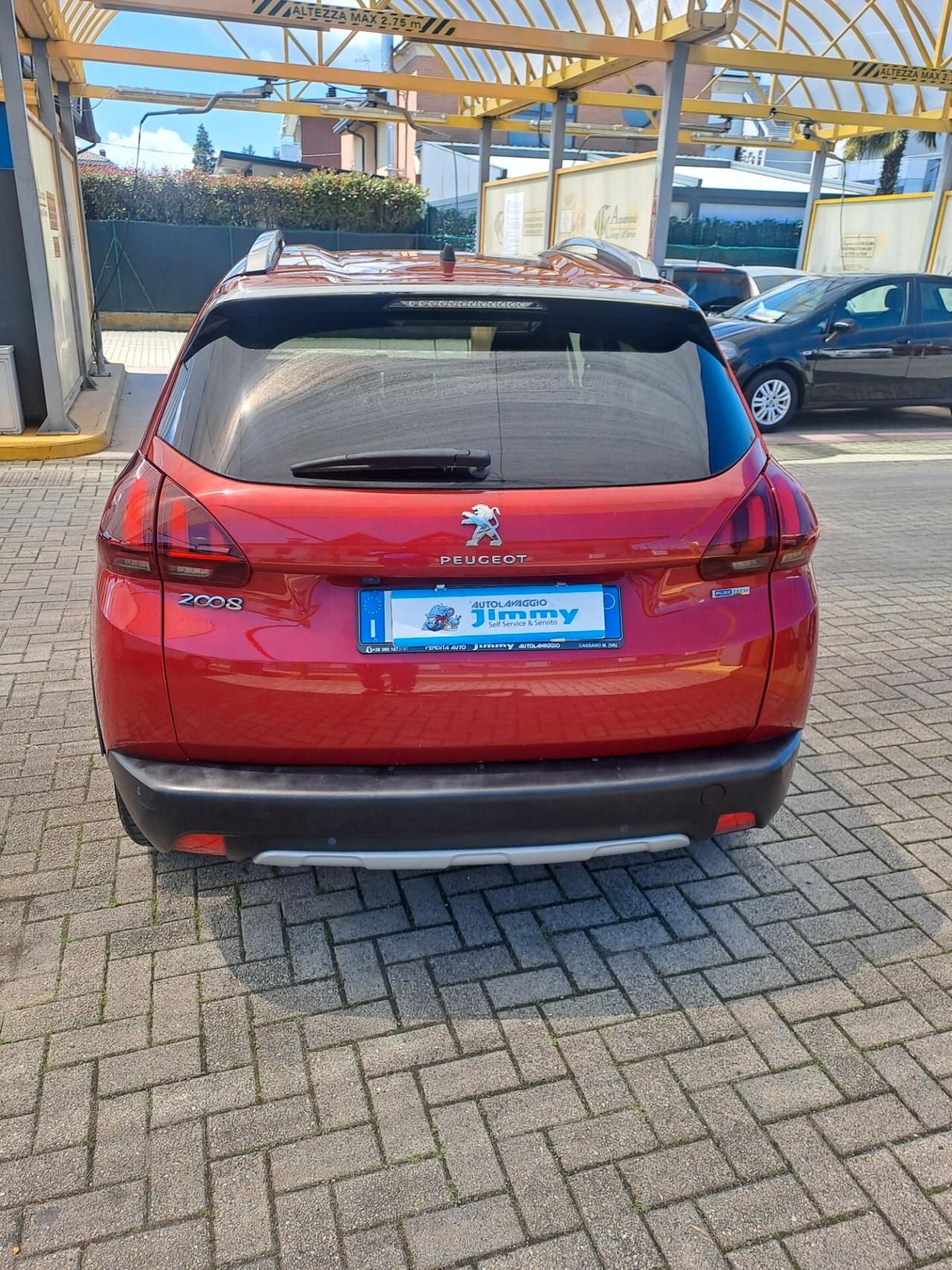 Peugeot 2008 PureTech Turbo 110 S&S Allure