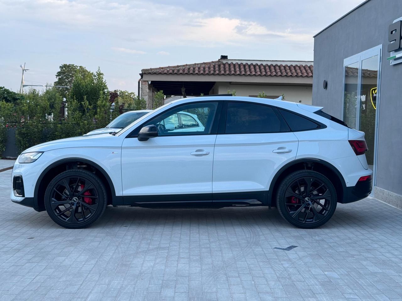 Audi Q5 40 TDI 204 CV quattro S tronic line - TETTO APRIBILE - PERFETTE CONDIZIONI