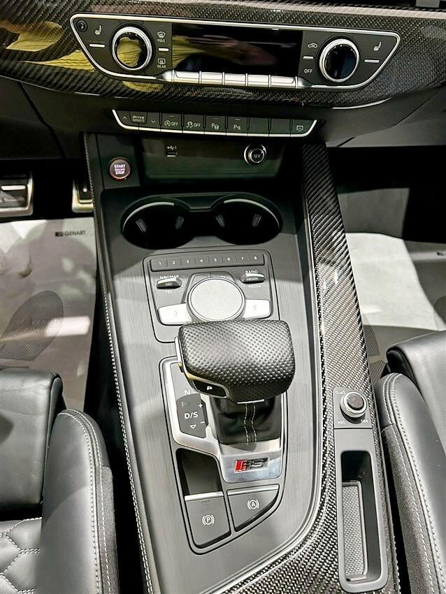 Audi RS 4 Avant