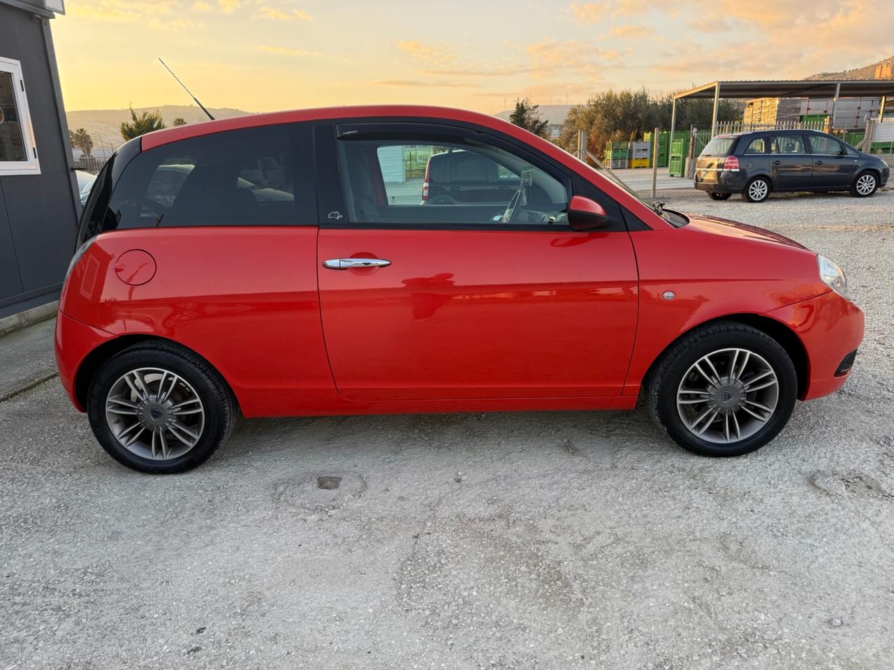 Lancia Ypsilon 1.2 Platino