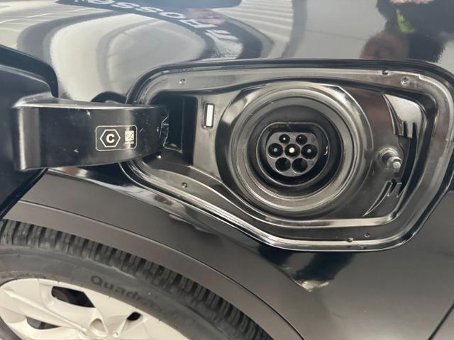 BMW X1 xDrive25e Adv. Plug-In 4x4