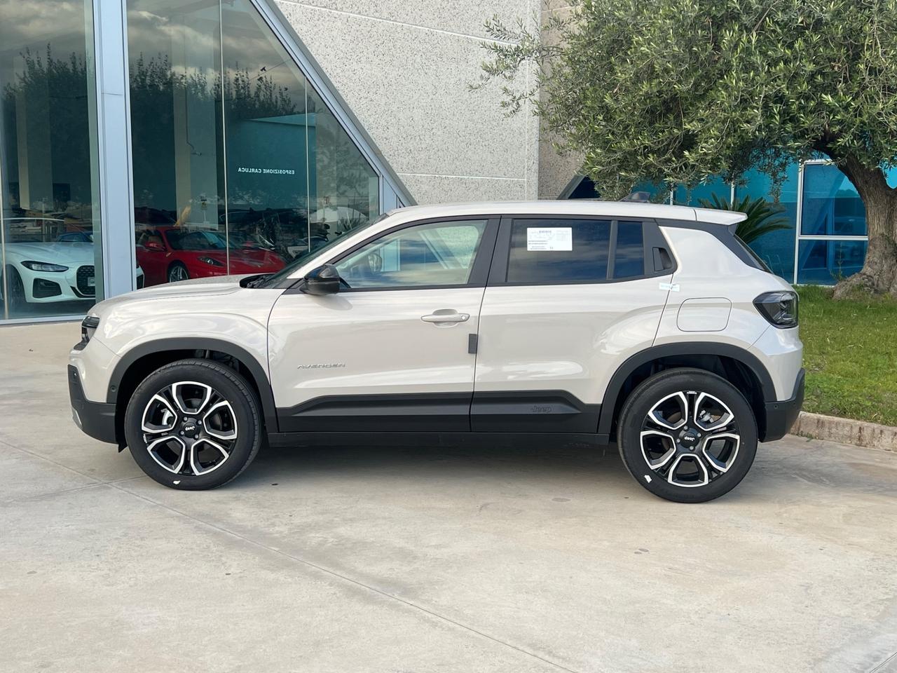 Jeep Avenger 1.2 turbo fwd possibilità trasformazione autocarro N1