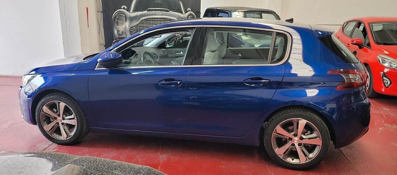 Peugeot 308 1.2 Turbo 130CV Allure solo 39.000 km