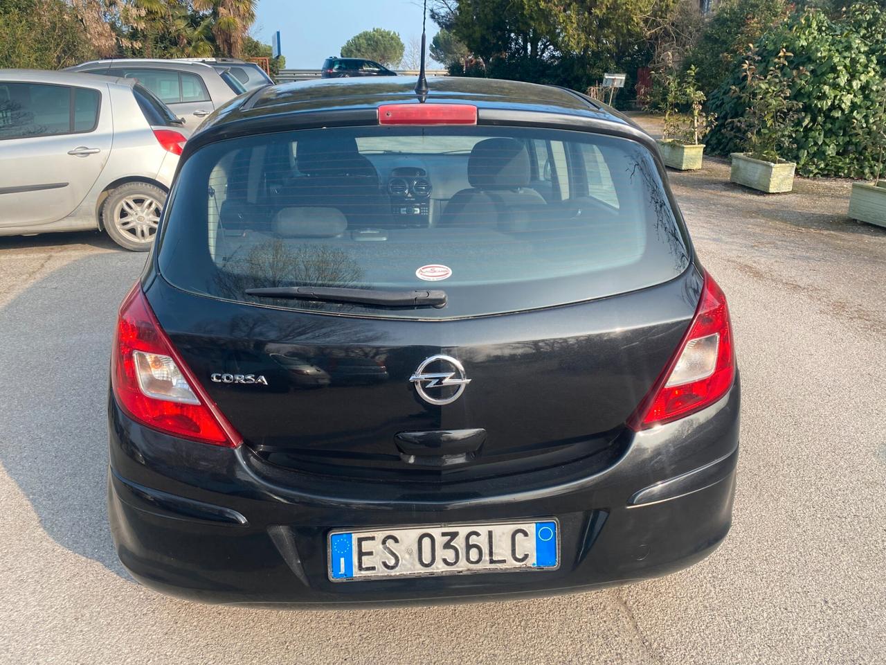 Opel Corsa 1.2 5 porte Edition