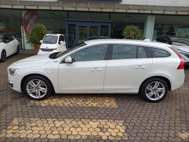 Volvo V60 V60 I 2014 2.4 d6 phev R-design awd geatronic