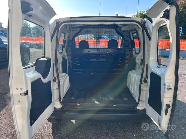 Fiat Fiorino 1.3MJT 95Cv Cargo Adventure Vetrato