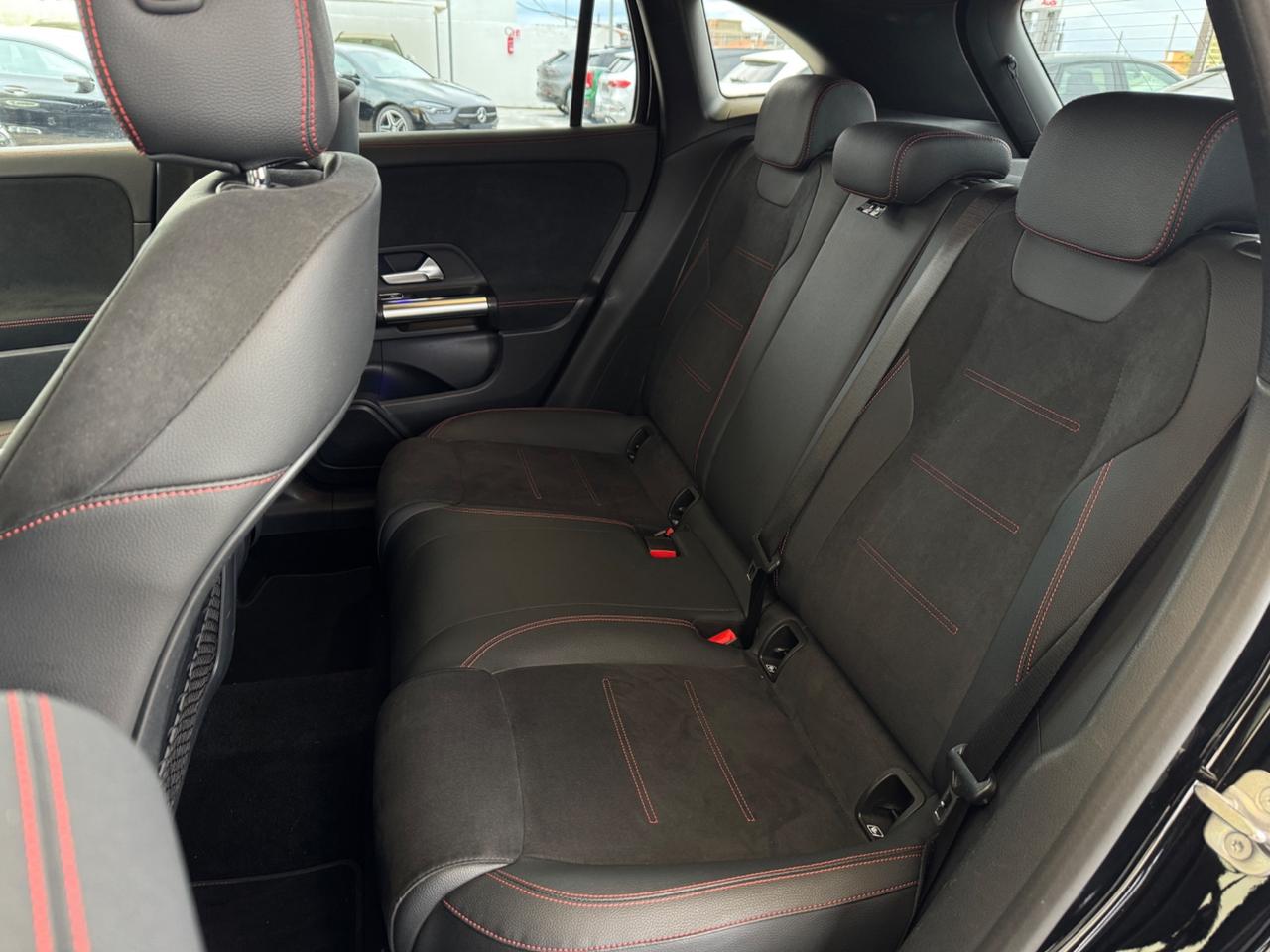 MERCEDES-BENZ GLA 180 d AUT. AMG LINE PREMIUM PLUS - MY24