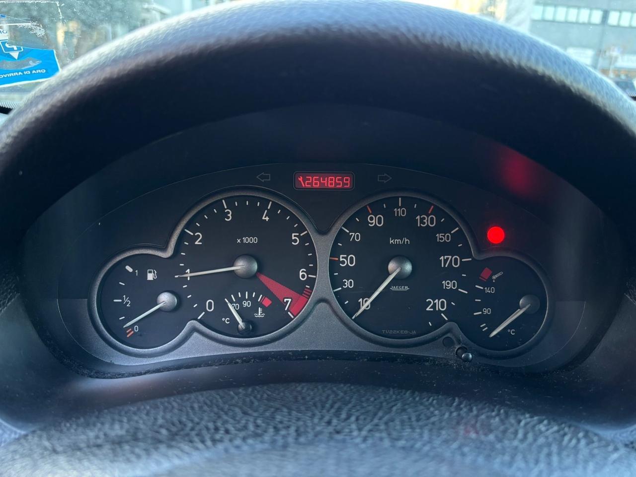 Peugeot 206 1.1 5p. XT