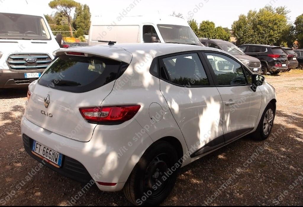 Renault Clio GPL DI SERIE OK NEOPATENTATI KM VERI GARANZIA