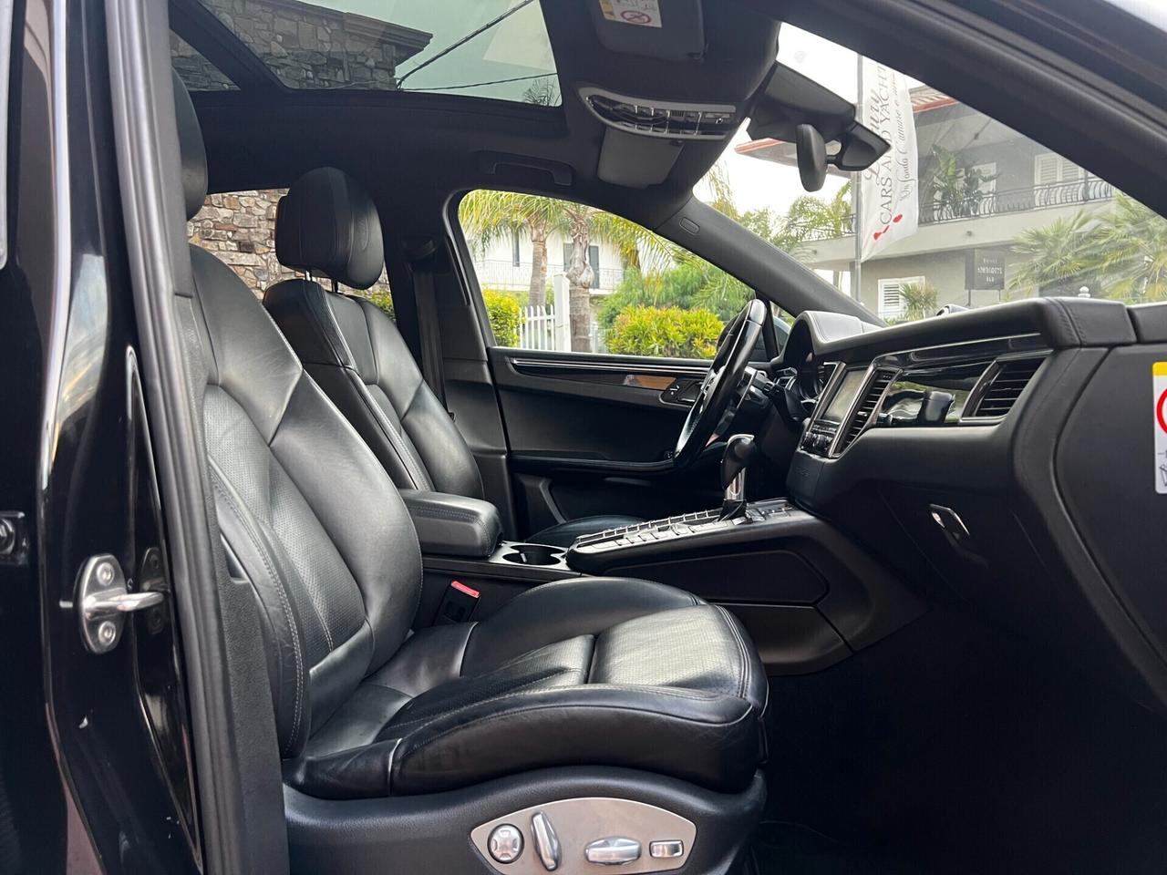 Porsche Macan 3.0 S Diesel- TETTO-TOTAL BLACK-FULL