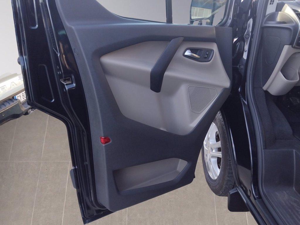 FORD tourneo custom 300 2.2 tdci 125cv titan(lim.) L1H1 DUE TAGLIANDI INCLUSI del 2015