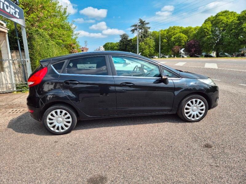 FORD Fiesta 6ª serie Fiesta 1.4 5 porte Bz.- G...
