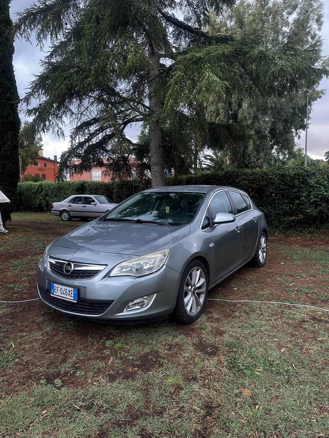 Opel Astra 1.7 CDTI 125CV 5 porte Cosmo