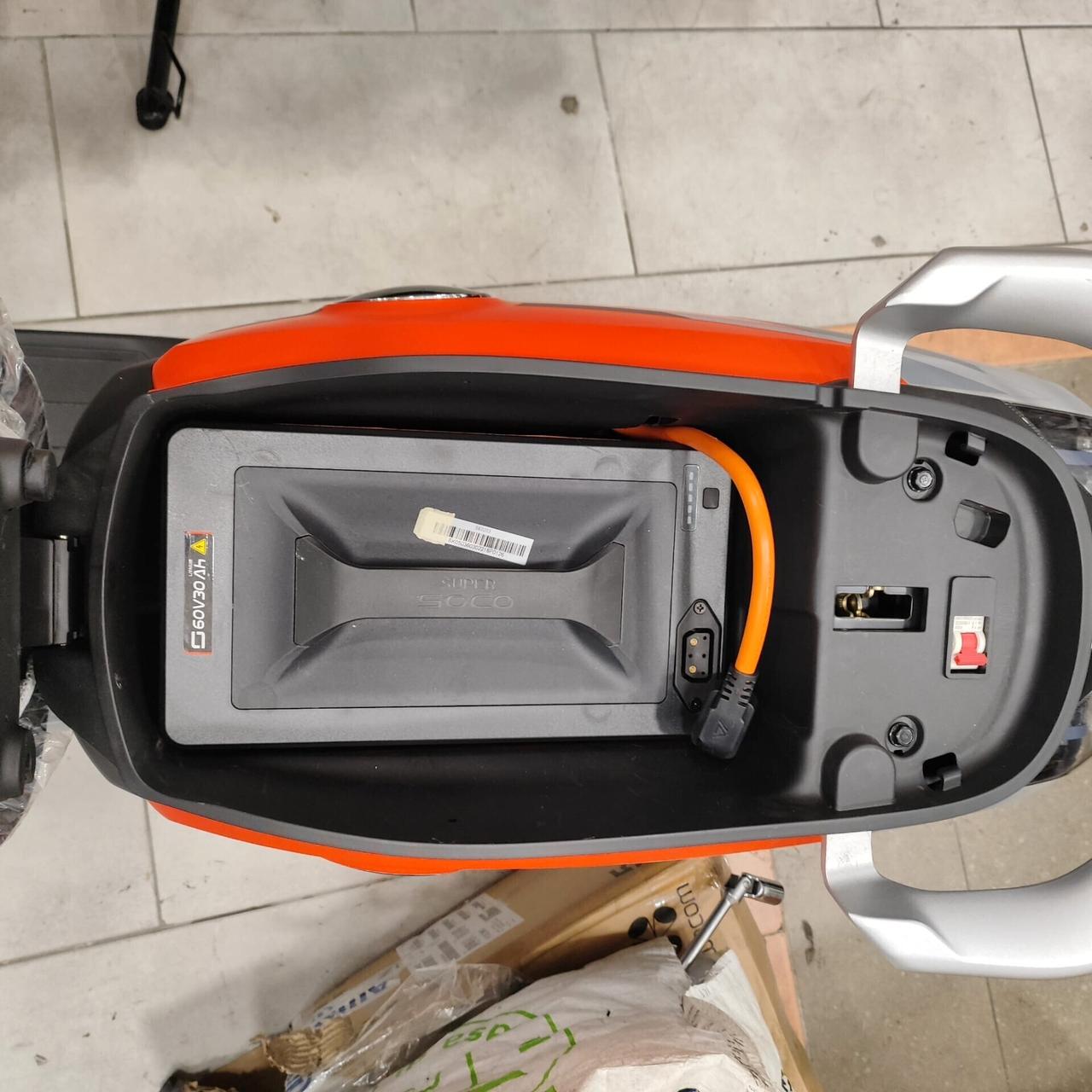 Super Soco CUx Special Edition Ducati – Scooter Elettrico 50cc KM 0