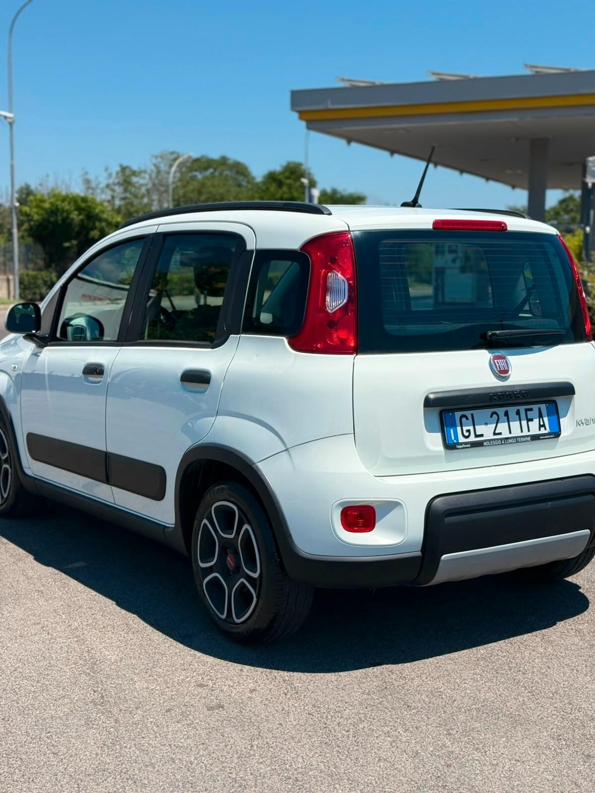 Fiat Panda S&S Hybrid City Life garanzia iva esposta 2023