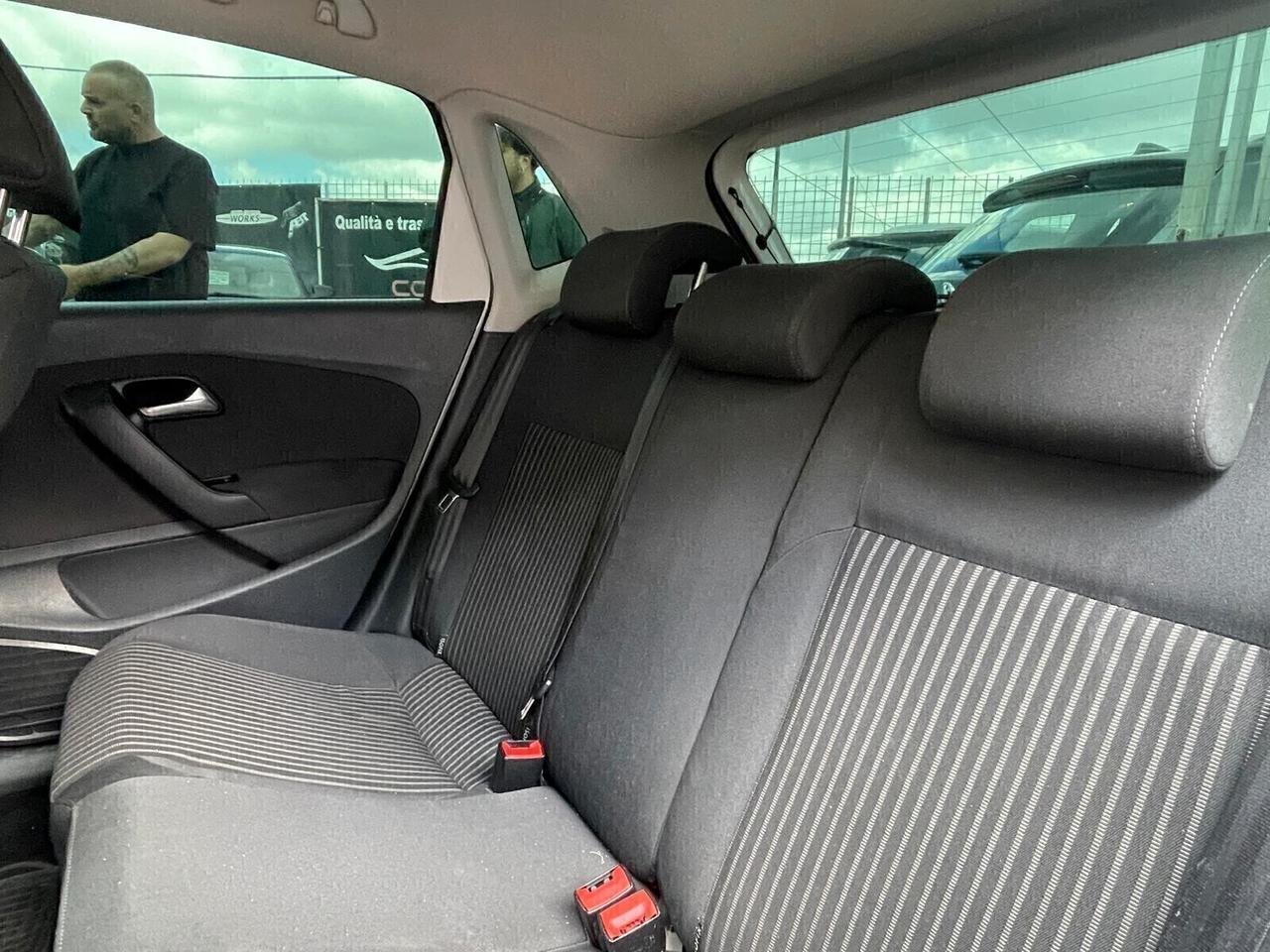 Volkswagen Polo 1.4 5 porte Highline BENZ-GPL