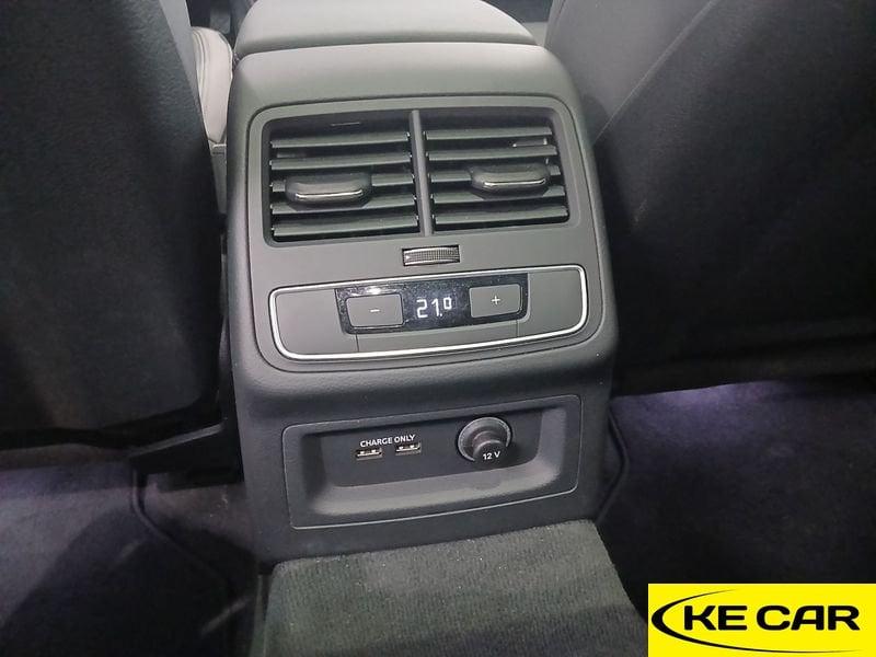 Audi A4 A4 Avant 40 tdi S line edition 204cv PELLE-TETTO