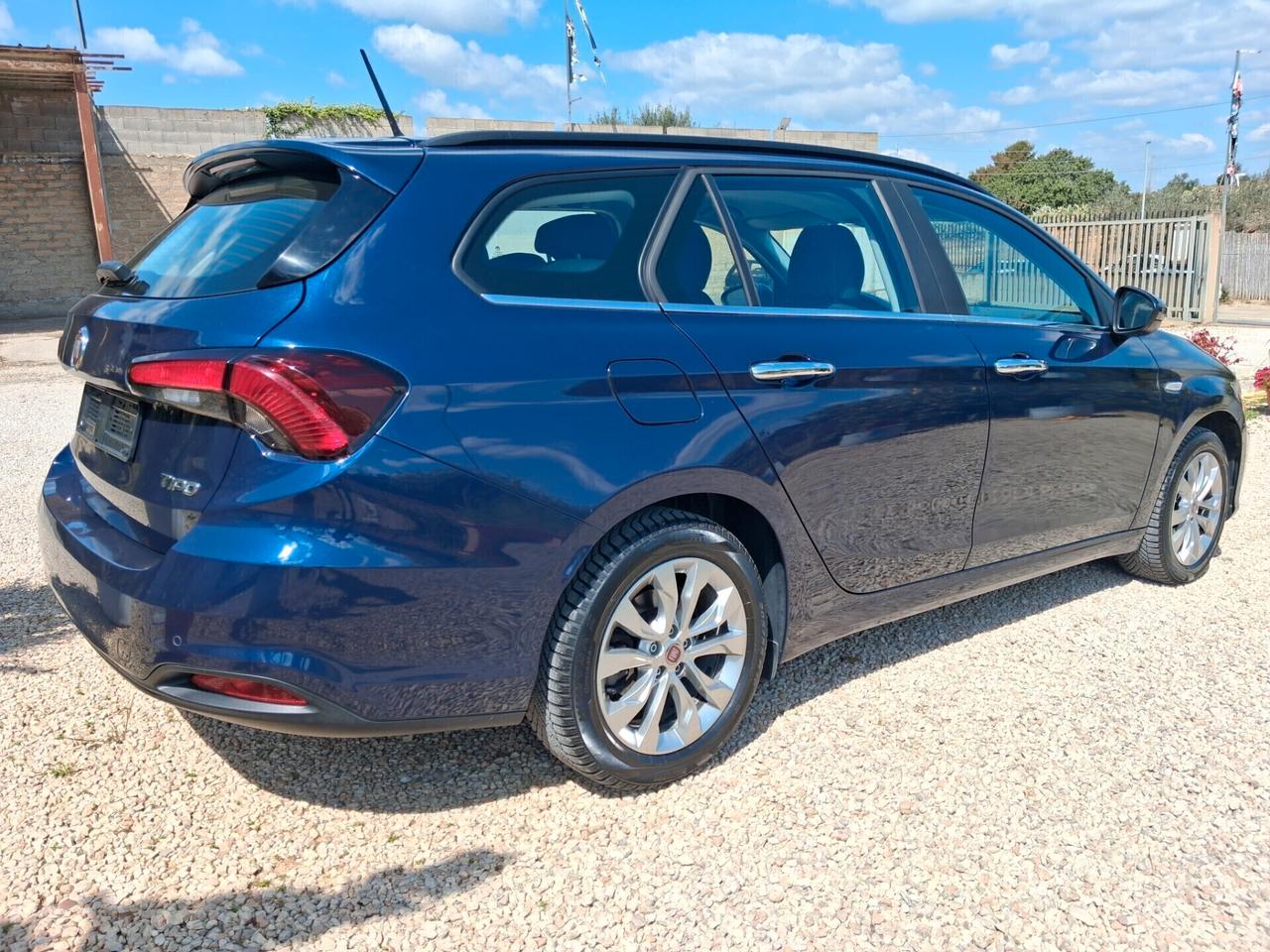 Fiat Tipo sw Lounge 1.6Mjt 120cv anno 2018