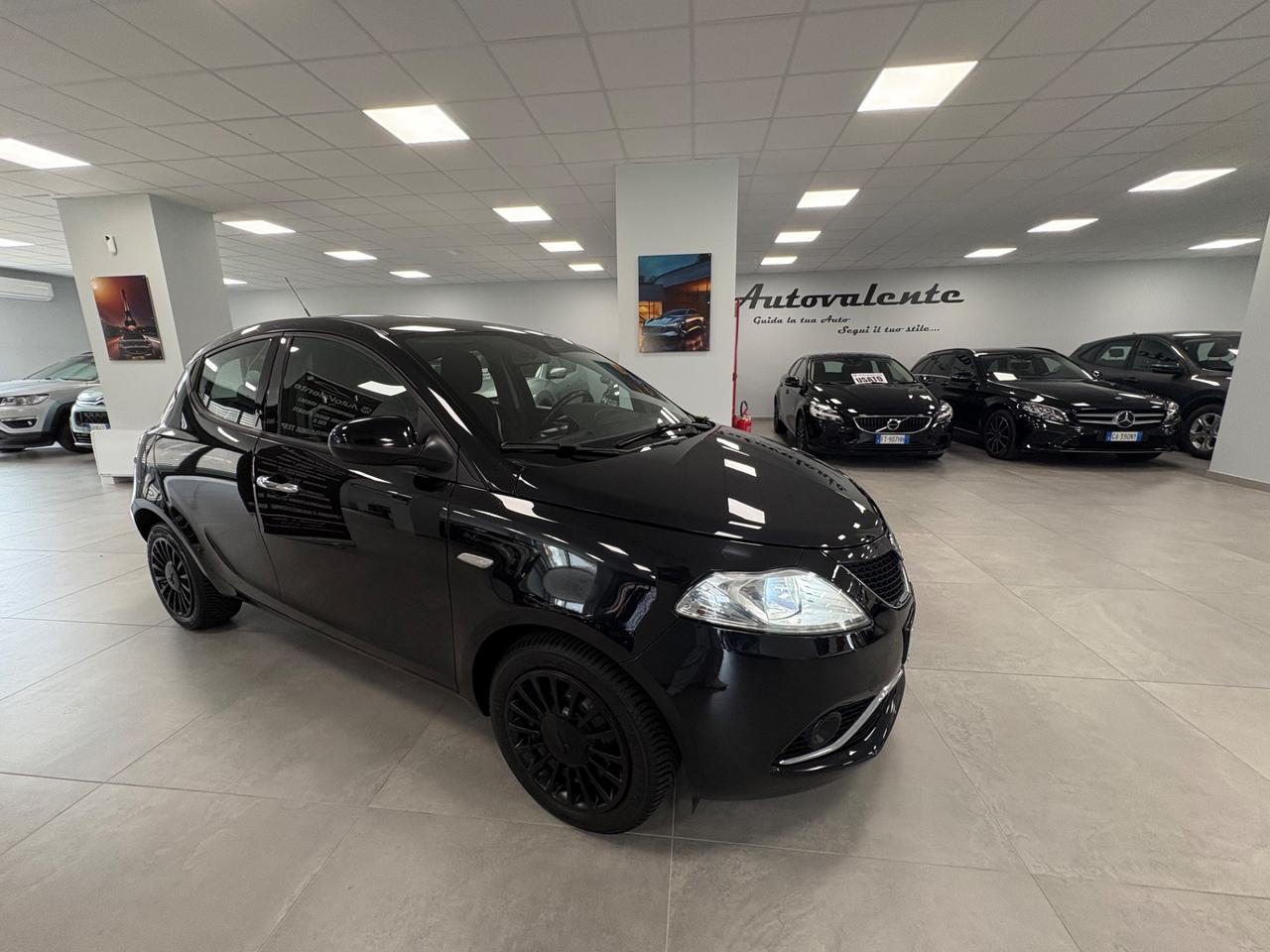 Lancia Ypsilon 1.2 benzina 69 CV 2016 km 95000