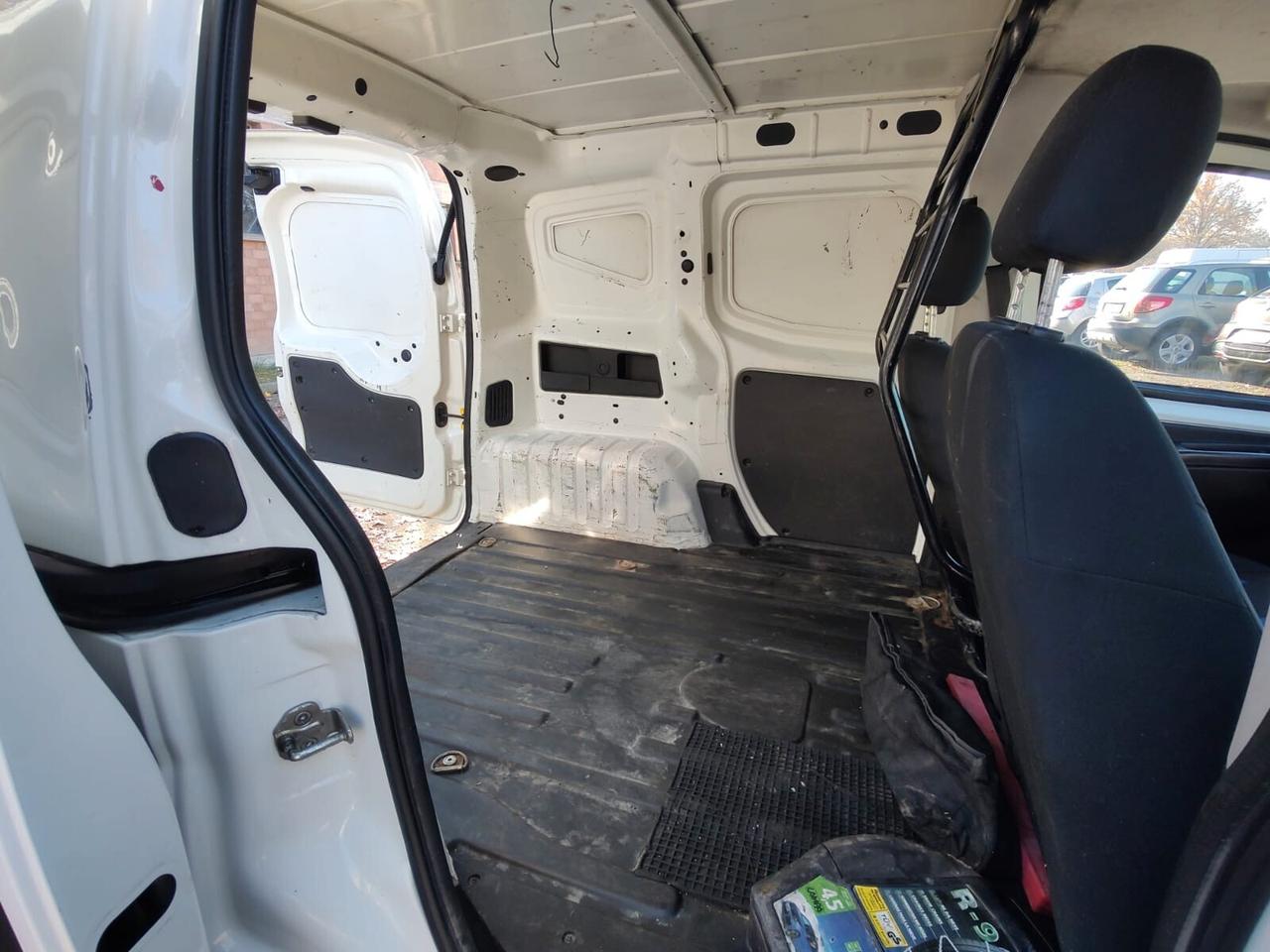 Fiat Fiorino 1.3 MJT 75CV Furgone, VEICOLO EURO 5, GRANDINATO, OK NEOPATENTATI