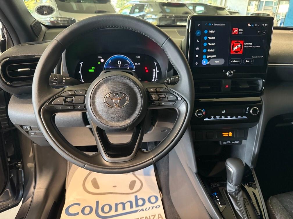 Toyota Yaris Cross 1.5h Trend fwd 130cv e-cvt Led App conn Cam 17" Neop