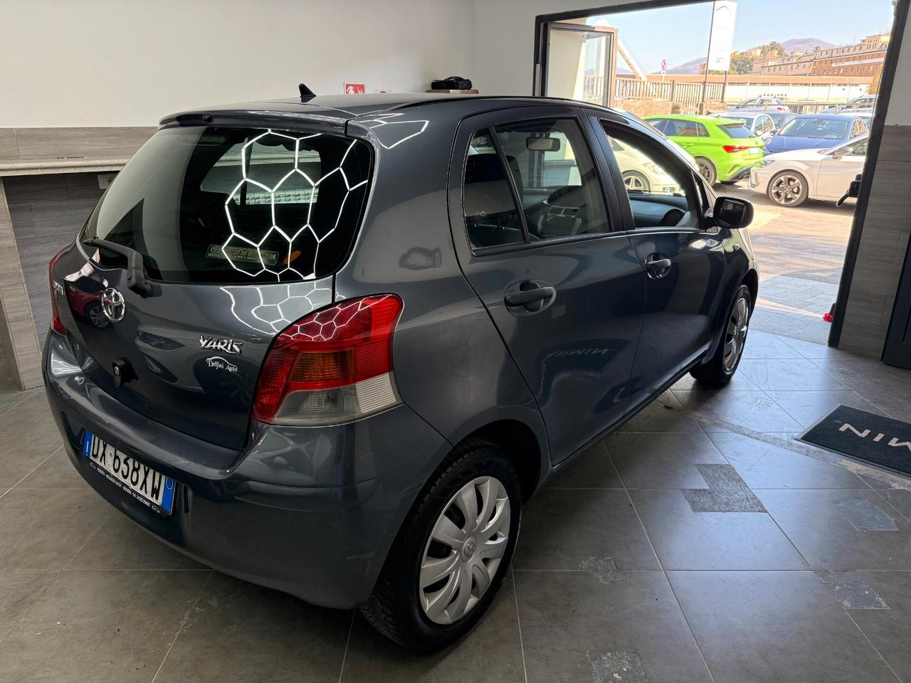 Toyota Yaris 1.0 5 porte