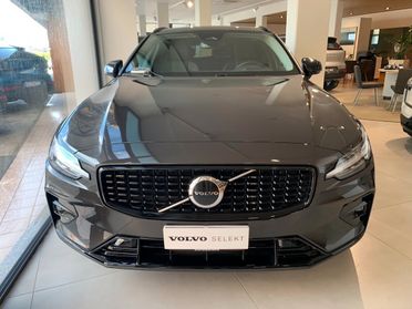 Volvo V60 B4 (d) automatico Plus Dark