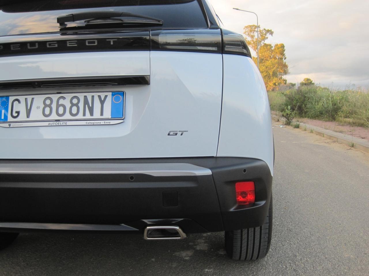 Peugeot 2008 PureTech 130 S&S EAT8 GT