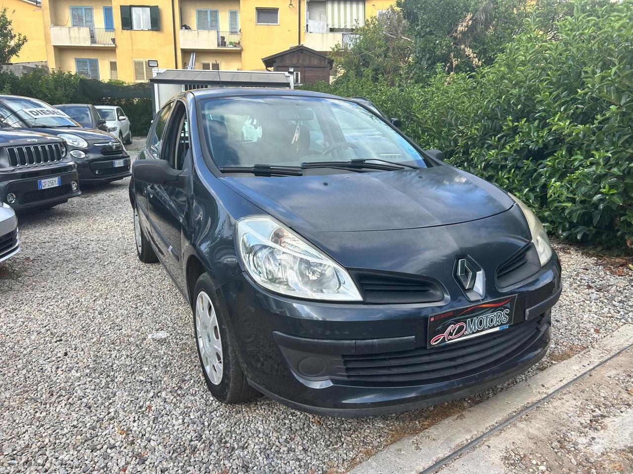 Renault Clio 1.2 16V 5 porte Le Iene