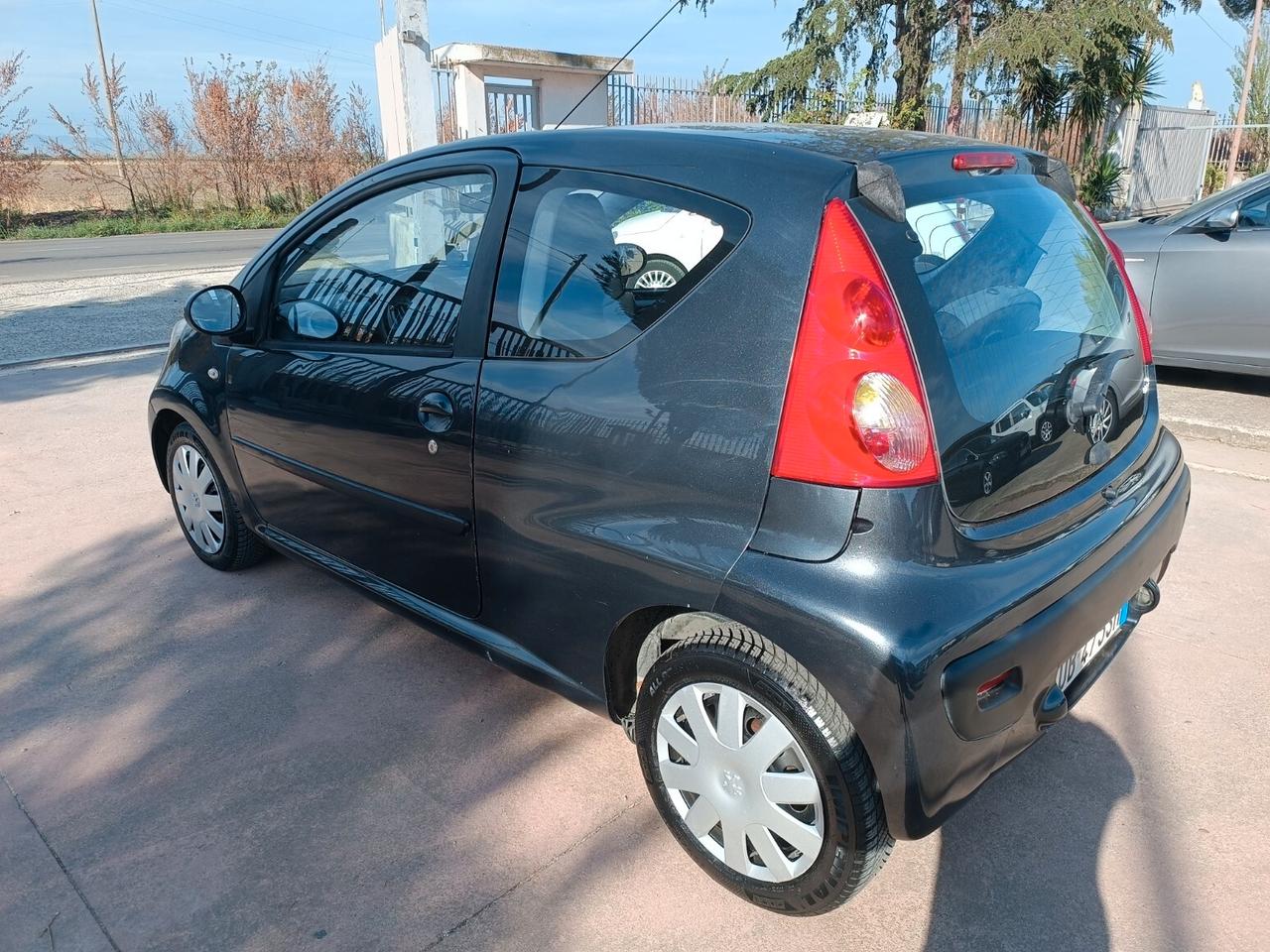 Peugeot 107 1.0 68CV 3p. Desir