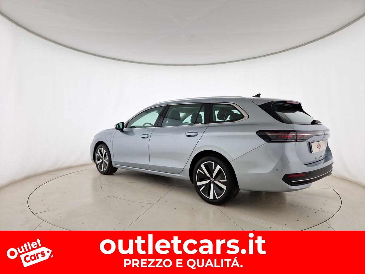 Volkswagen Passat 1.5 tsi ehybrid business 204cv dsg