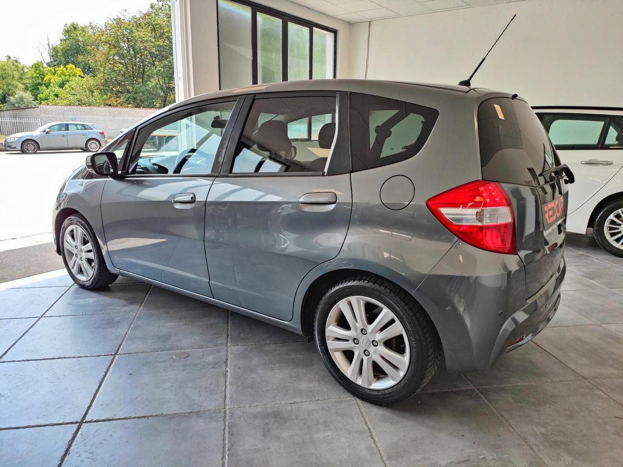 HONDA JAZZ i-VTEC