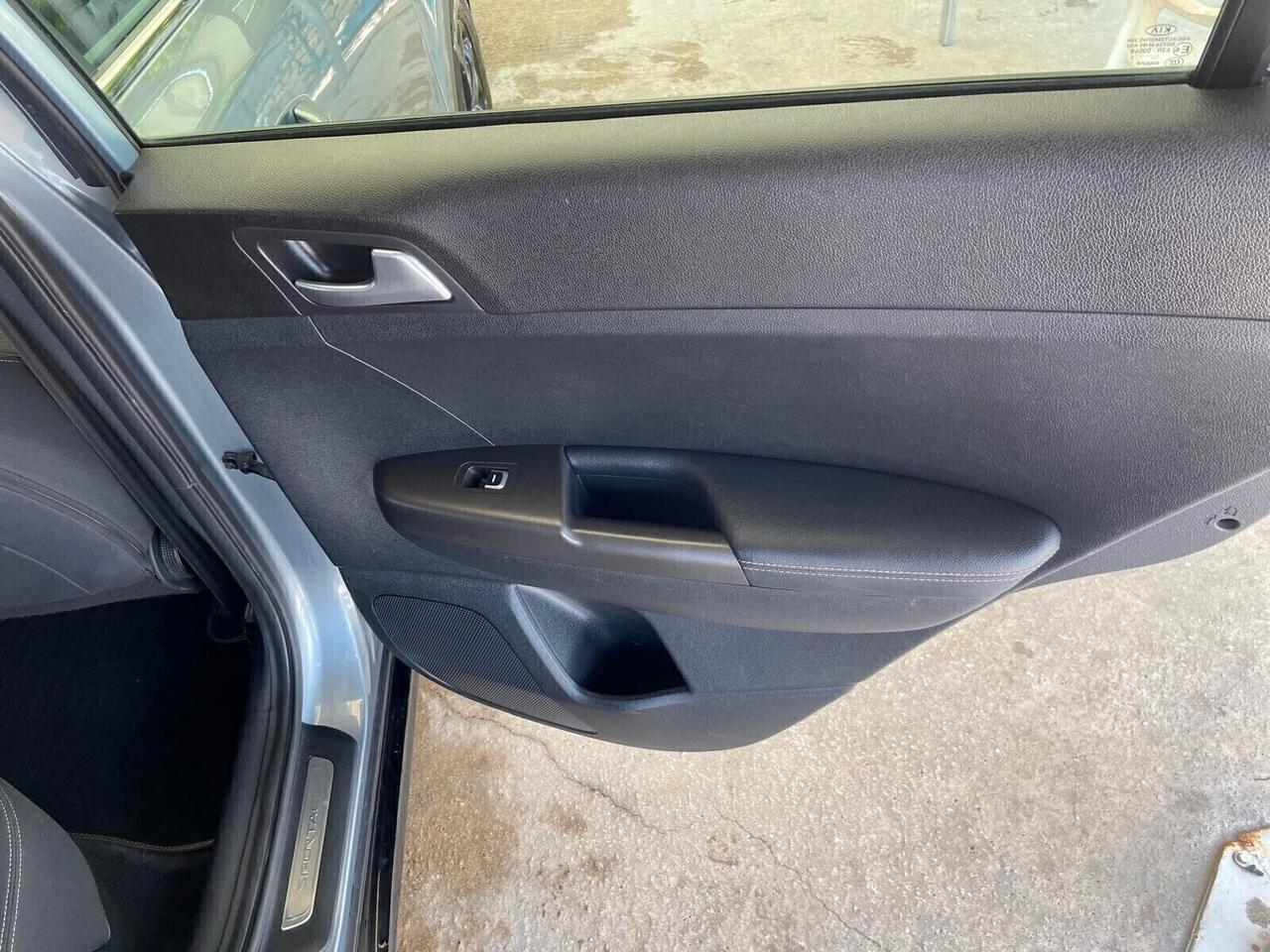 Kia Sportage 1.6 CRDI 136 CV 2WD Mild Hybrid Black Edition