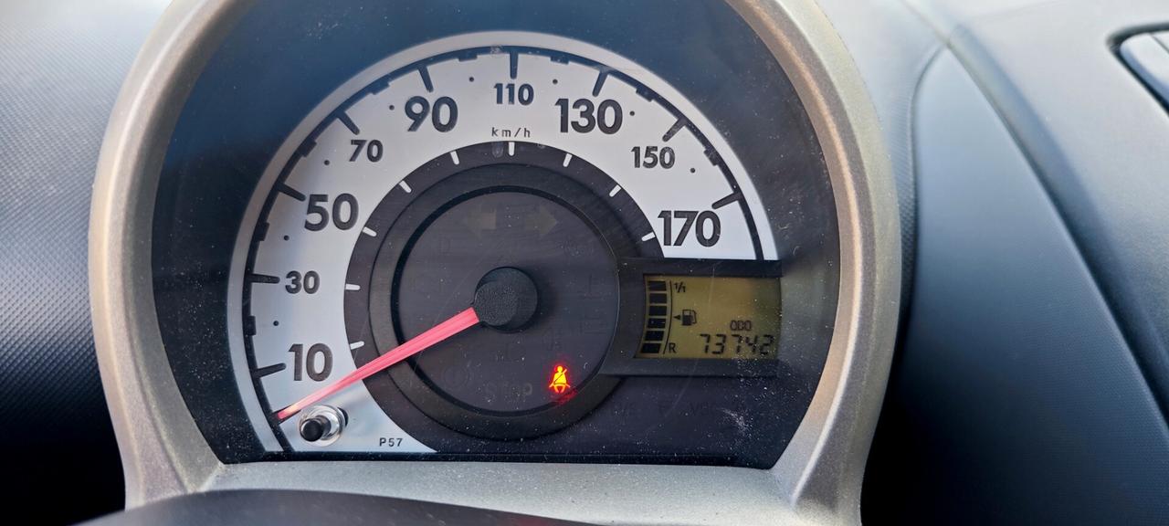 Toyota Aygo 1.0 12V VVT-i 5 porte Deep Ocean Connect