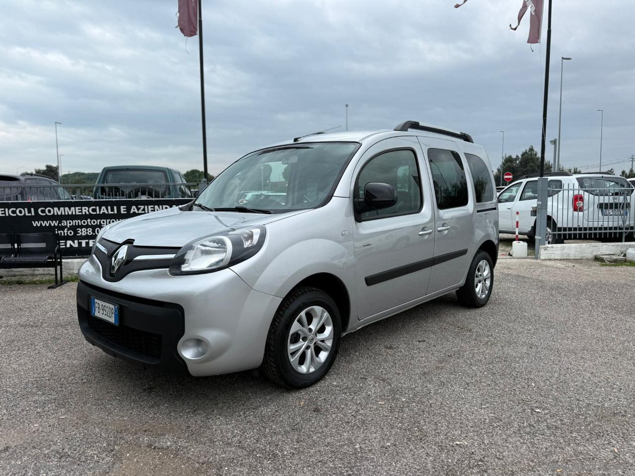 RENAULT Kangoo 1.5 dCi 90 CV 5p. Limited