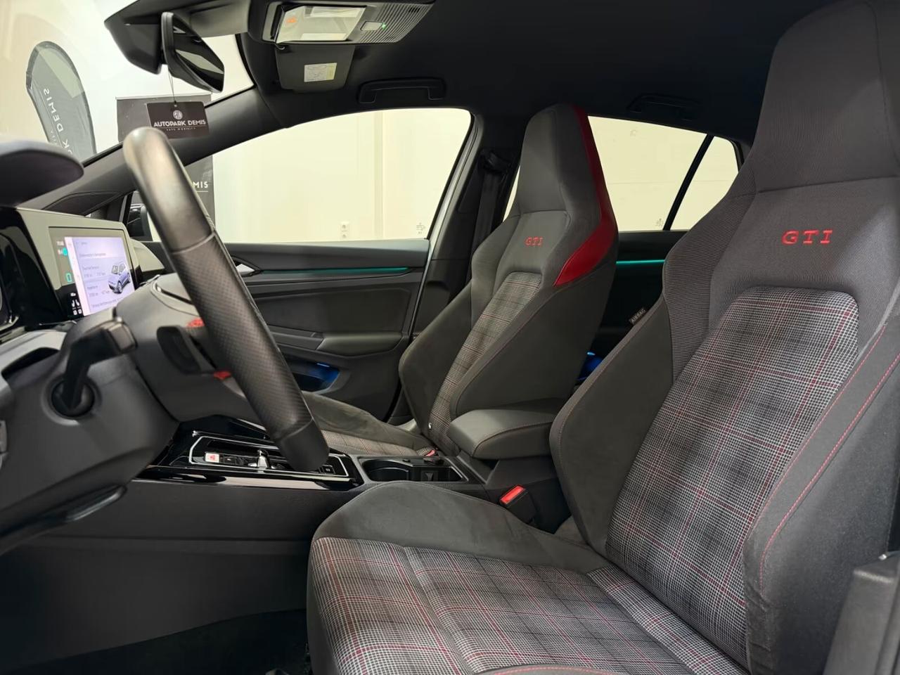 Volkswagen Golf GTI 2.0 TSI DSG 19" BLACK STYLE
