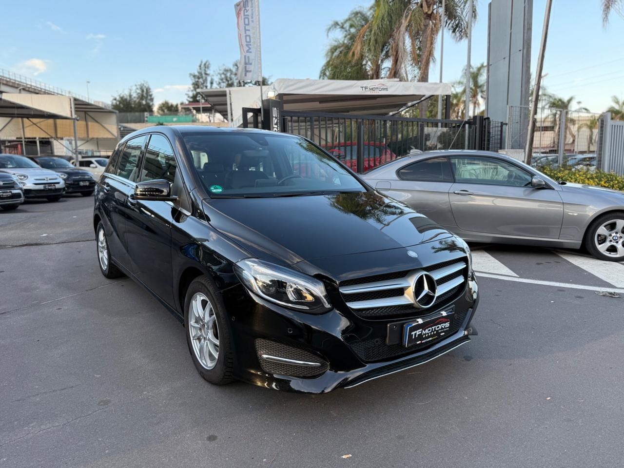 Mercedes classe B180 cdi autom SOLO 56.000KM - 2015