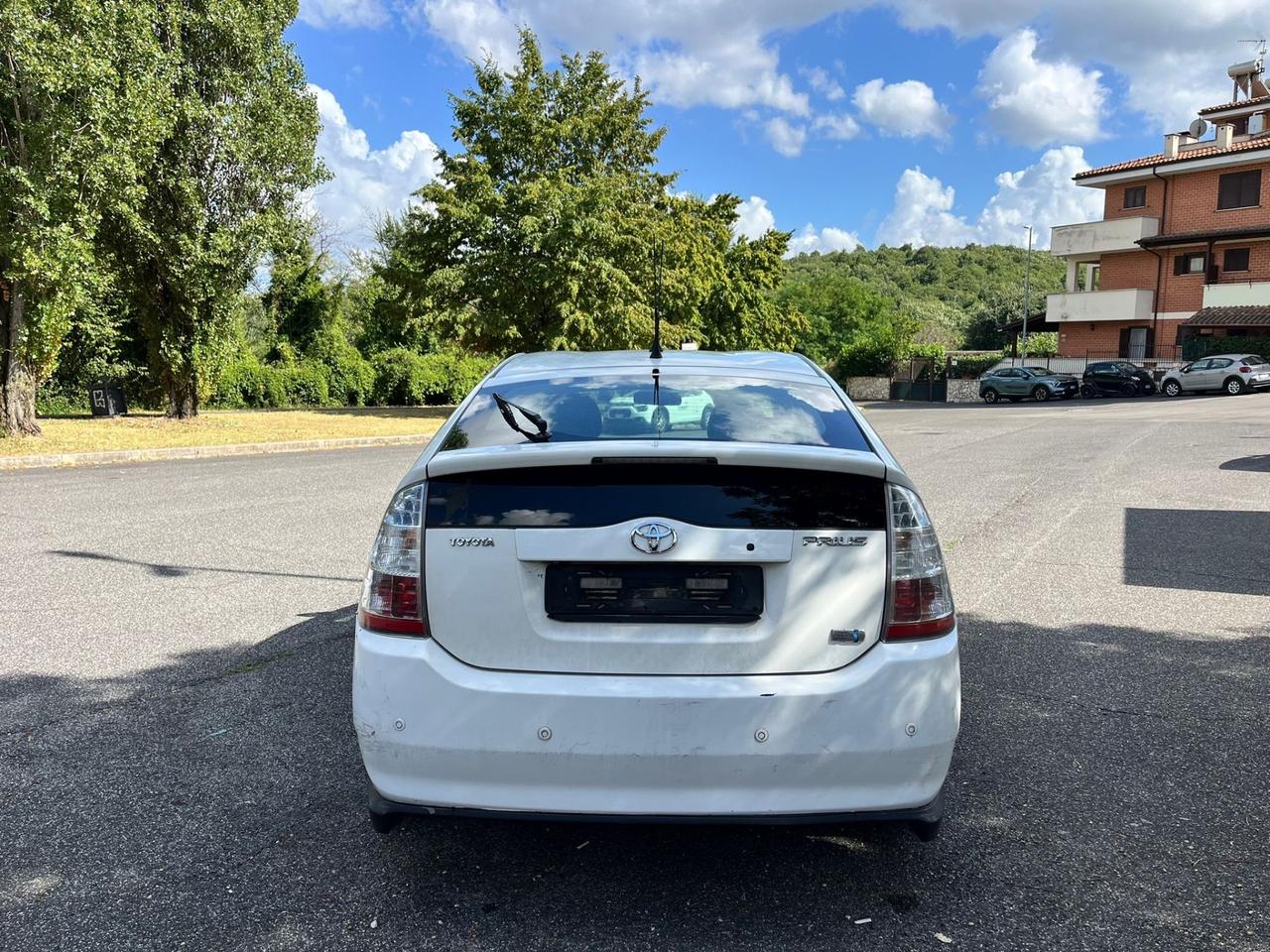 Toyota Prius 1.5i benzina ibrida anno 02/2008