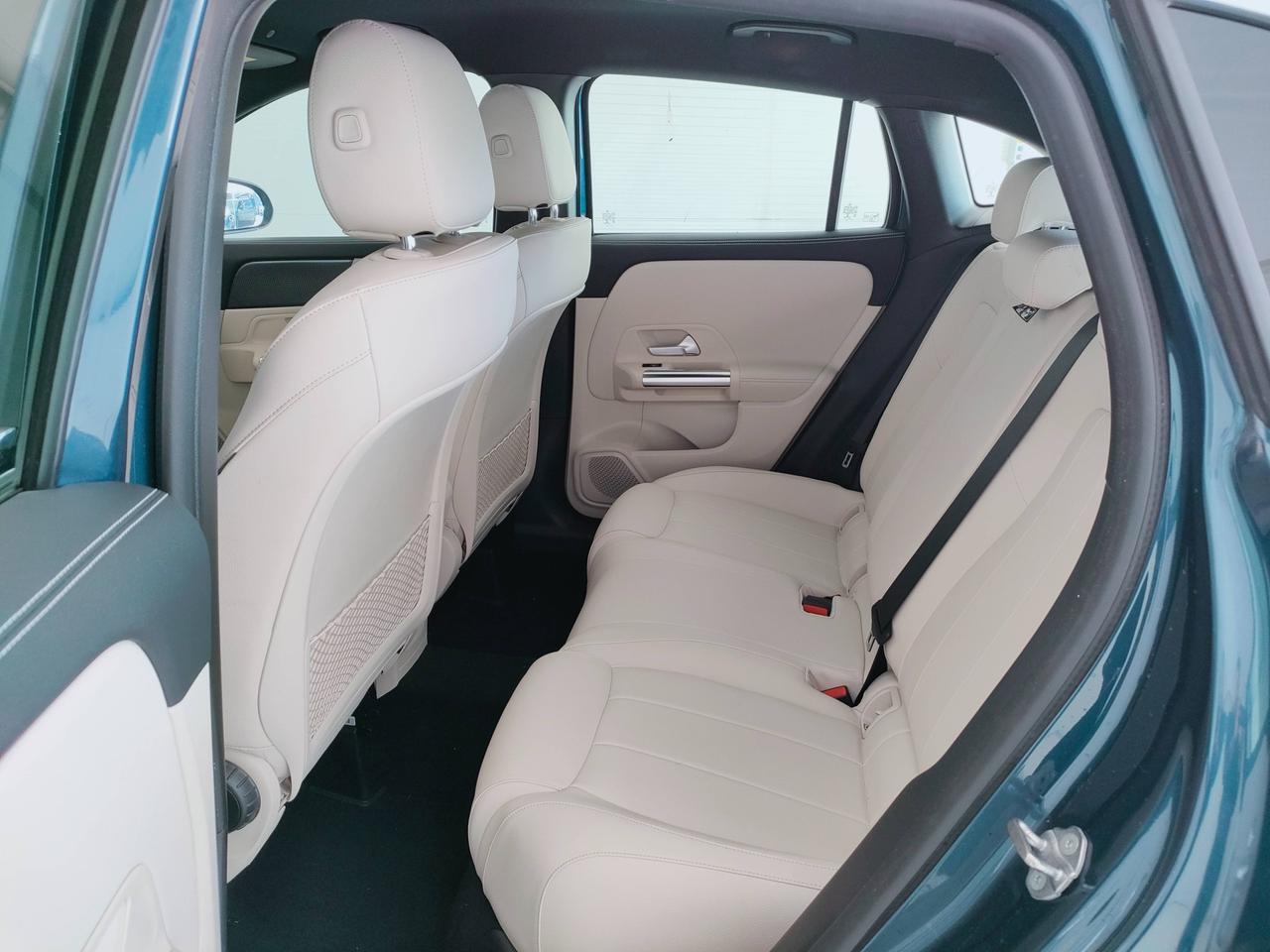 Mercedes-Benz GLA-H247 2020 - GLA 180 d Sport Plus auto