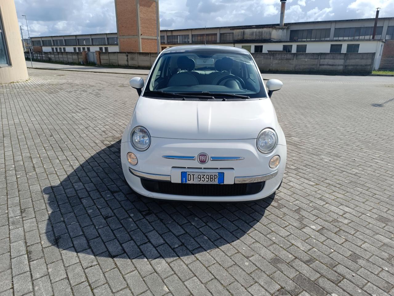 Fiat 500 1.2 Lounge del 2009 SOLAMENTE 82.000 KM