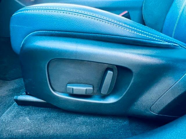 Land Rover Range Velar 2.0 240CV R DYNAMIC TETTO MOTORE NUOVO