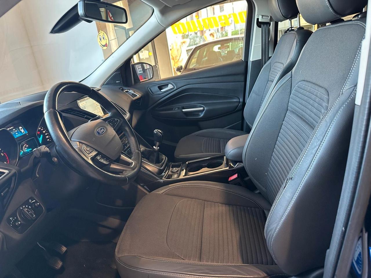 Ford Kuga 1.5 TDCI 120 CV S&S 2WD Titanium