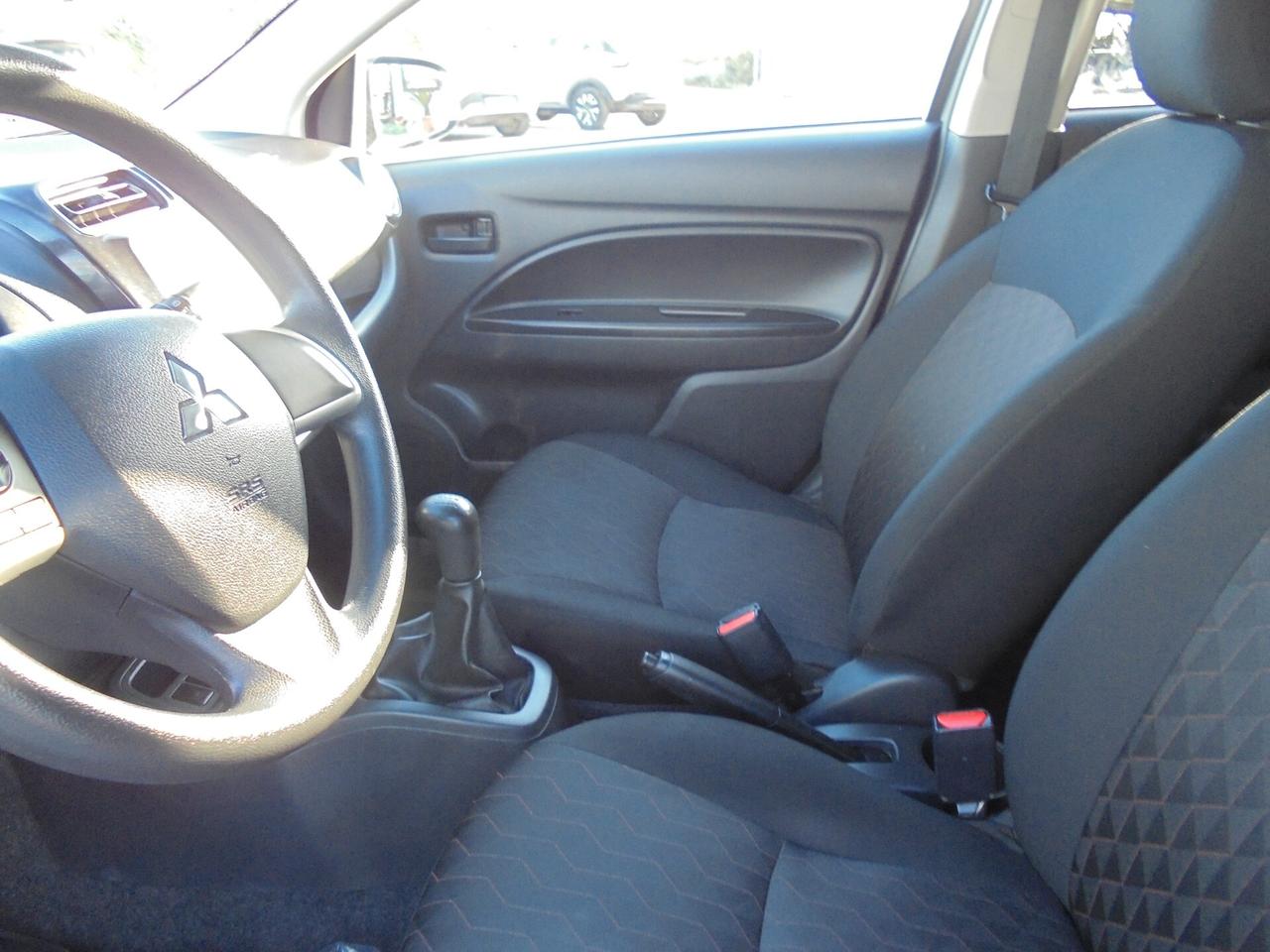 Mitsubishi Space Star 1.2 Intense SDA