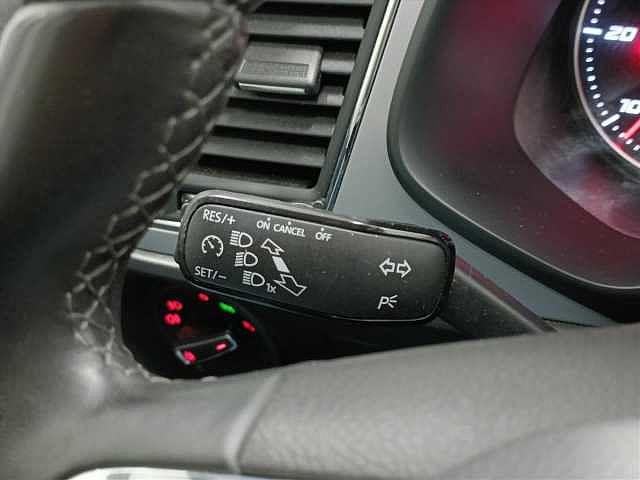 SEAT Leon 5 Porte 1.6 TDI STYLE 115CV