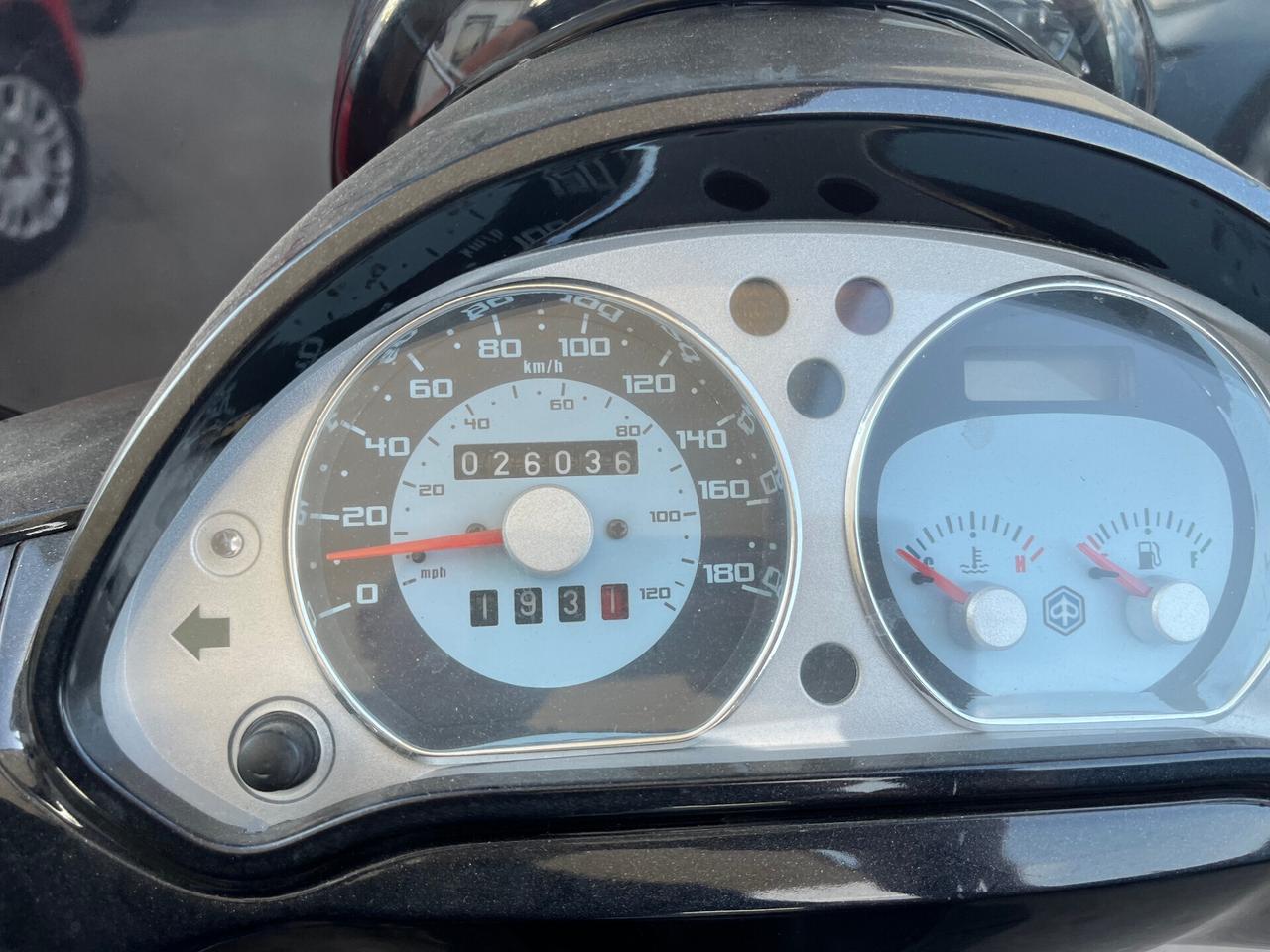 Piaggio Beverly 500