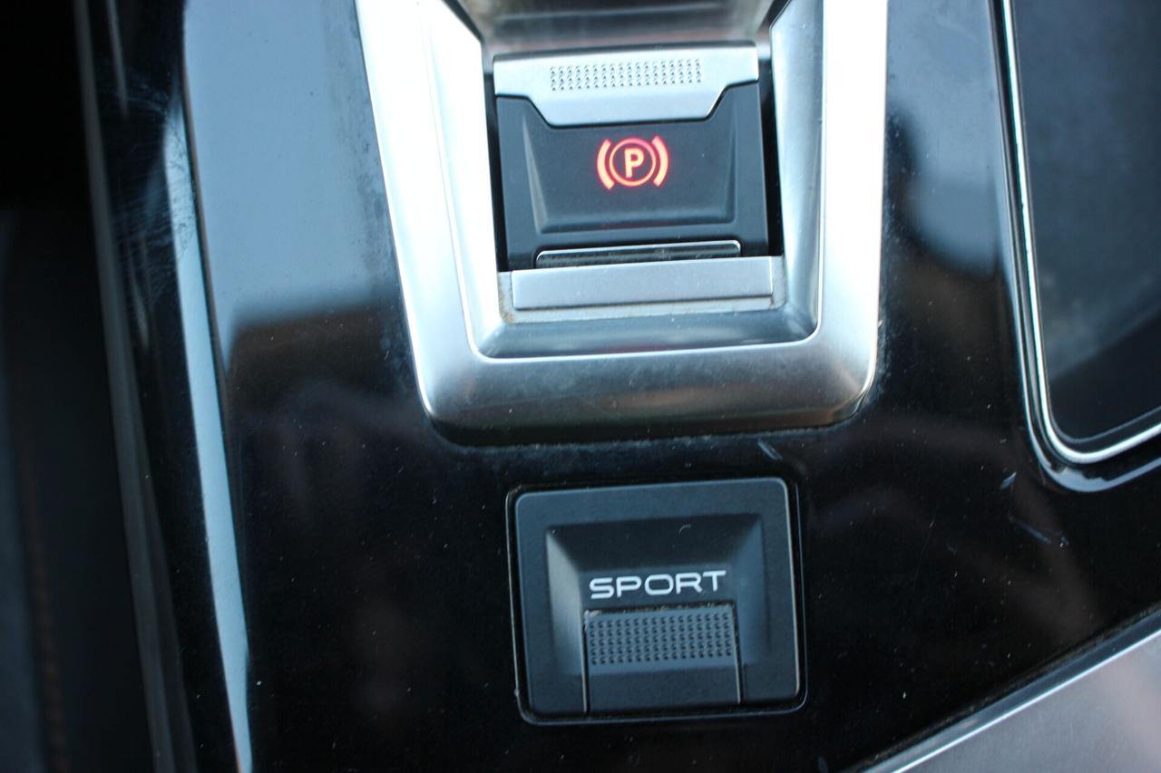 Peugeot 3008 *PREZZO VERO* 1.5 hdi 130 CV CATENA MAGGIORATA DA 8 MM E DISTRIBUZIONE FATTI IN PEUGEOT CARTIFICATE