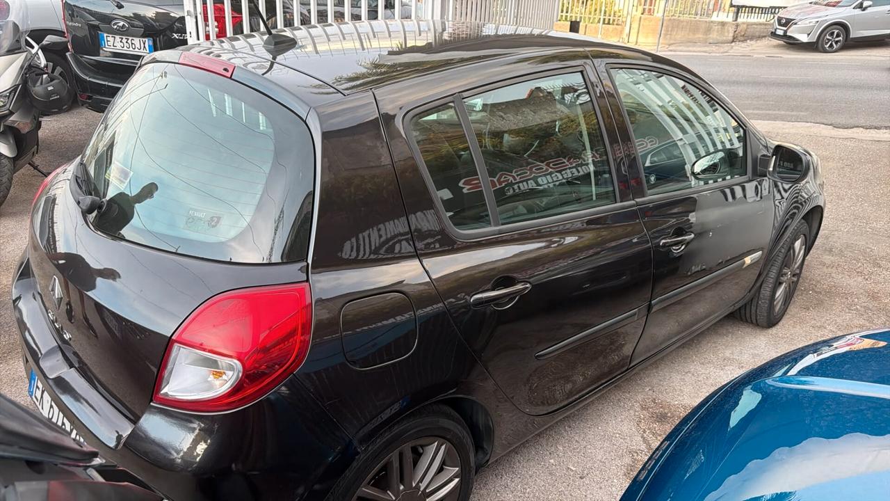 Renault Clio 1.2 16V 5 porte GPL Dynamique