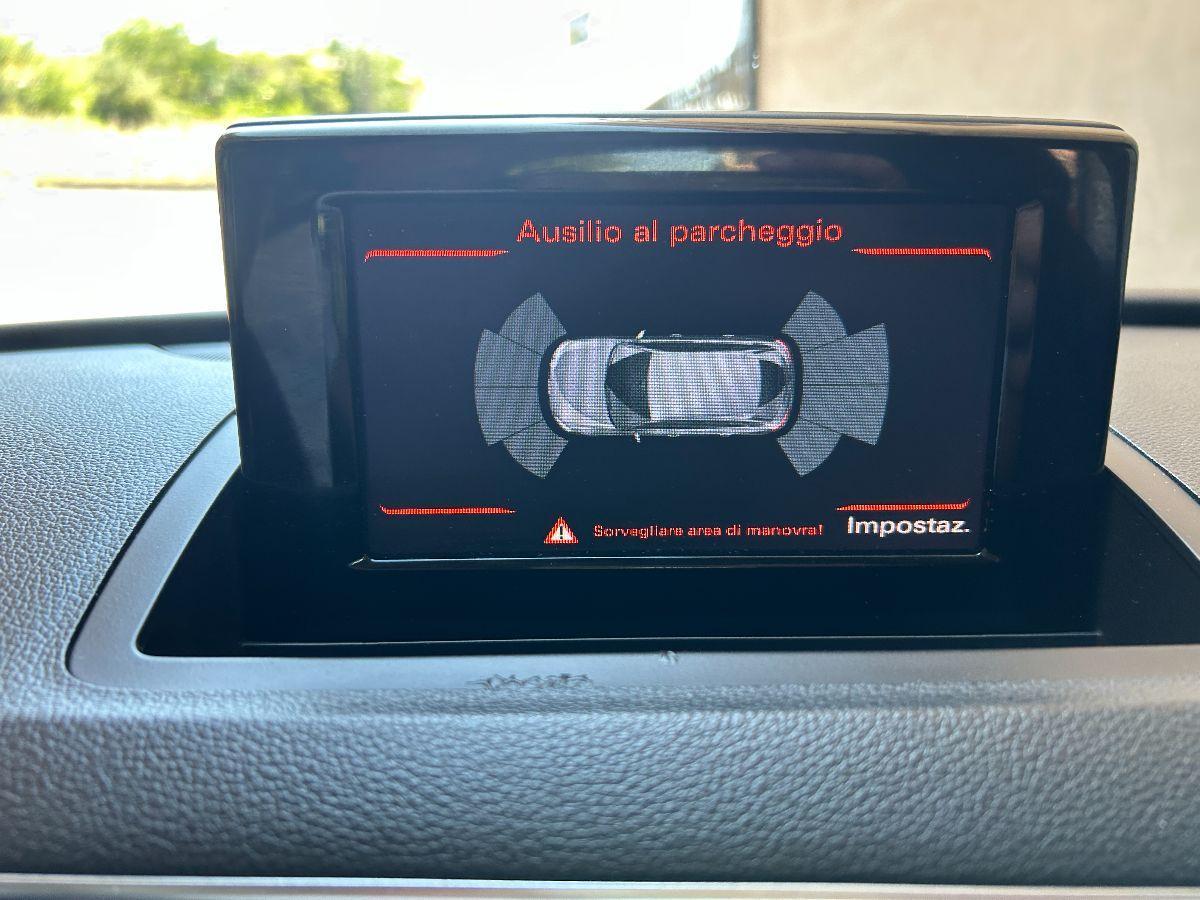 AUDI - Q3 - 2.0 TDI 150 CV Sport NAVI