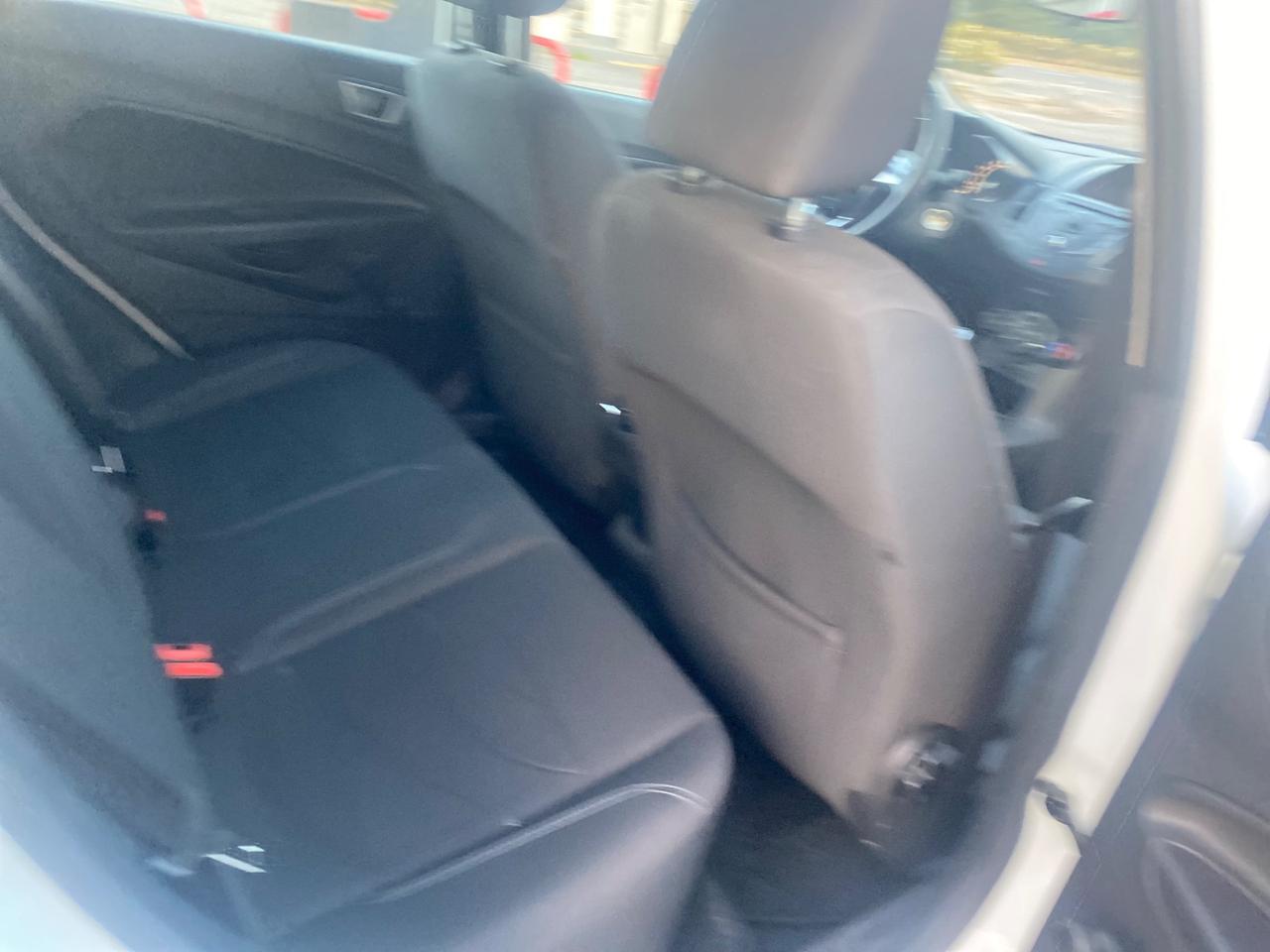 Ford Fiesta 1.5 TDCi 75CV 5 porte