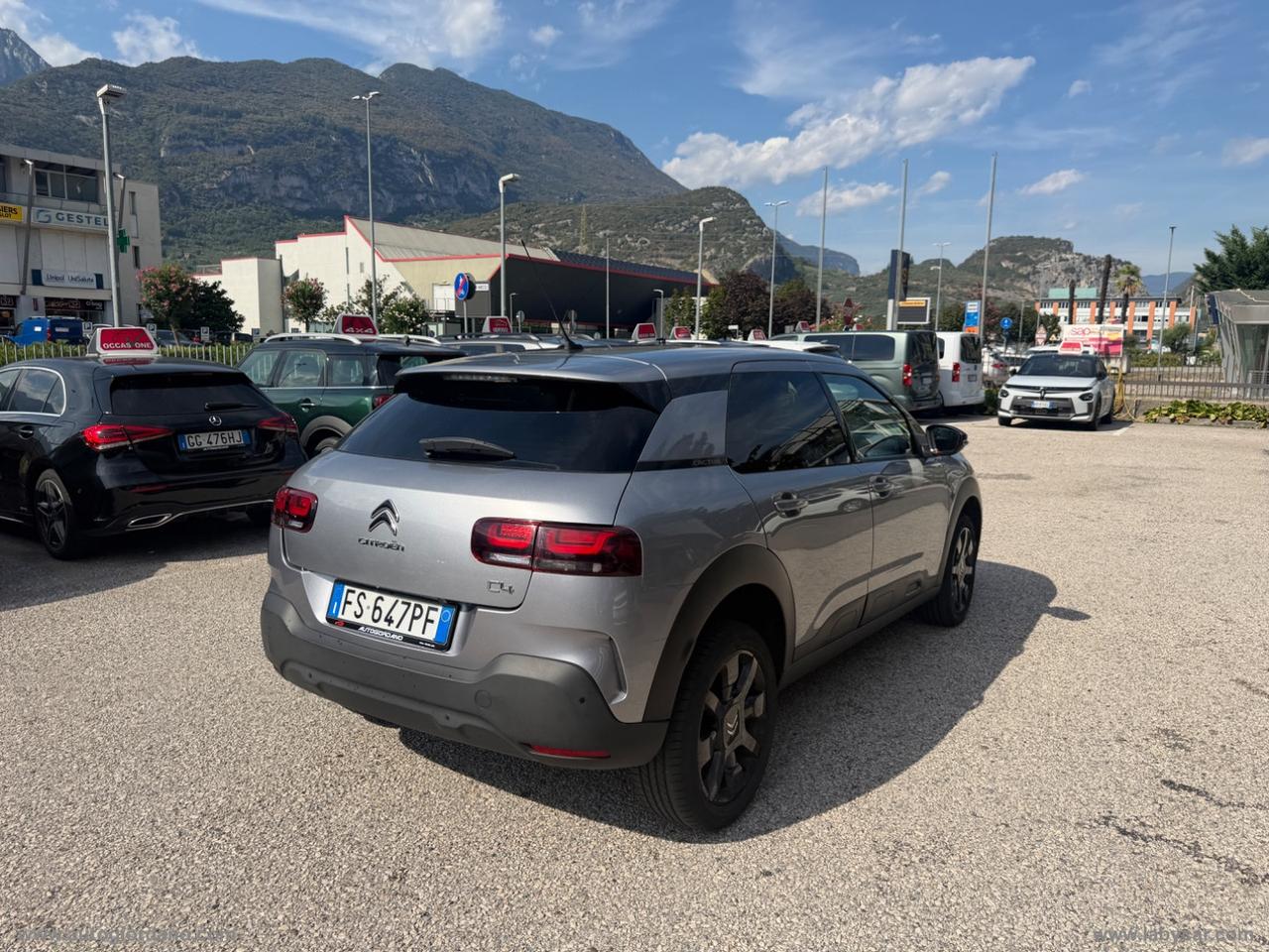 CITROEN C4 BlueHDi 100 SHINE